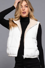 Load image into Gallery viewer, Reversible Fur Padding Vest