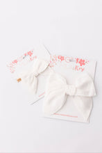 Load image into Gallery viewer, Classic Hair Bow - White