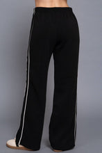 Load image into Gallery viewer, Contrast Line Detail Sweatpants
